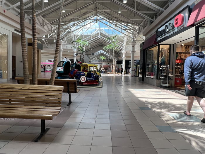 Midland Mall - July 31 2022 (newer photo)